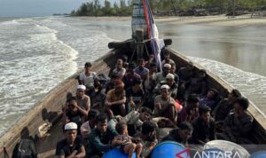 Arsip foto - Imigran etnis Rohingya terdampar di Aceh Timur, Sabtu (15/2/2025). Foto Antara Arsip foto - Imigran etnis Rohingya terdampar di Aceh Timur, Sabtu (15/2/2025). Foto Antara