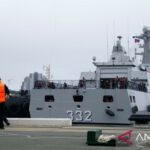KRI I Gusti Ngurah Rai (GNR)-332 tiba di Vladivostok, Rusia, Kamis (23/7/2026). Sumber foto: Antara