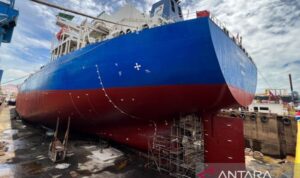 Ilustrasi - Suasana proses docking Kapal Tanker MT Gamkonora milik PT Pertamina International Shipping (PIS) di PT ASL Shipyard Indonesia Batam, Kepulauan Riau, Senin (29/9/2025). Sumber foto: Antara Ilustrasi - Suasana proses docking Kapal Tanker MT Gamkonora milik PT Pertamina International Shipping (PIS) di PT ASL Shipyard Indonesia Batam, Kepulauan Riau, Senin (29/9/2025). Sumber foto: Antara