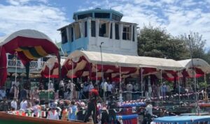 Para nelayan Banda Aceh saat melaksanakan festival kenduri laot sebagai upaya merawat dan melestarikan adat dan budaya laut Aceh, di Banda Aceh, Rabu (22/7/2026). Sumber foto: Antara