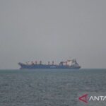 Ilustrasi - Kapal tanker melintas di selat Hormuz. Sumber foto: Antara