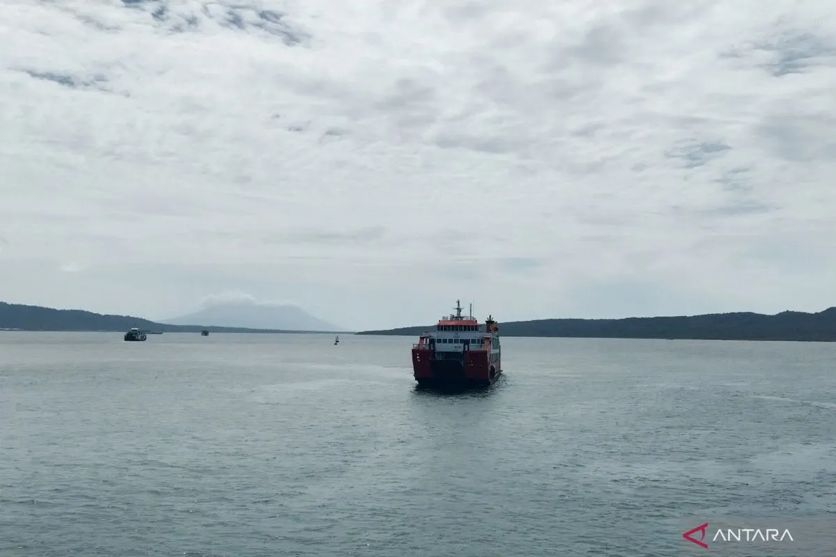 Ilustrasi - Kapal laut berlayar. Sumber foto: Antara