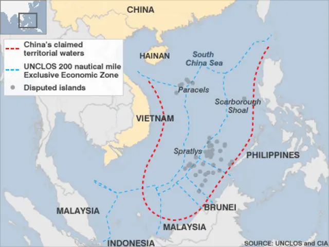 Peta Laut China Selatan dengan sembilan garis putus-putus China. Sumber Foto: indomaritim.com/IMO Peta Laut China Selatan dengan sembilan garis putus-putus China. Sumber Foto: indomaritim.com/IMO