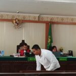 Terdakwa I Kadek Ariawan (28) menjalani sidang di Pengadilan Negeri Denpasar, Bali, Selasa (4/8/2026). Sumber foto: Antara