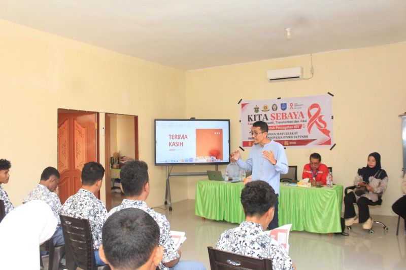 Pelatihan Pendidik Sebaya dalam upaya pencegahan HIV pada tingkat remaja di SMA Mafakati Pulau Hiri, Ternate, Kamis (6/08/2026). Sumber foto: Antara Pelatihan Pendidik Sebaya dalam upaya pencegahan HIV pada tingkat remaja di SMA Mafakati Pulau Hiri, Ternate, Kamis (6/08/2026). Sumber foto: Antara