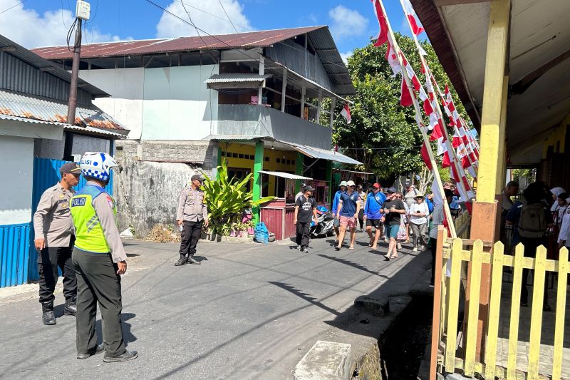 Pengamanan Darwin to Banda Neira 2026 oleh Polsek Banda, Maluku Tengah. Sumber foto: Antara