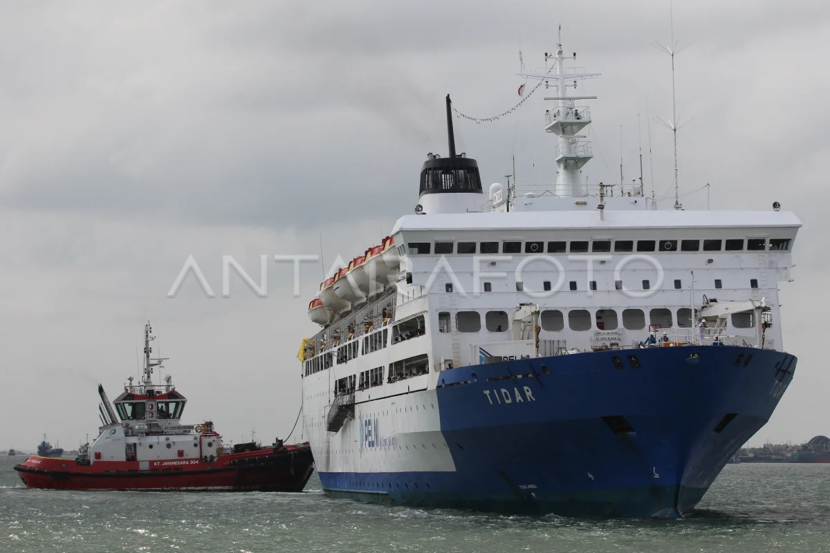 Kapal Pelni, KM Tidar. Sumber foto: Antara Kapal Pelni, KM Tidar. Sumber foto: Antara