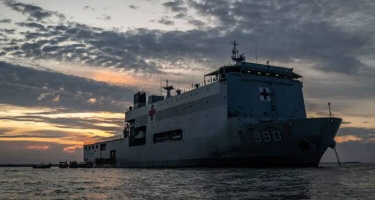 Hospital ship KRI Dr. Soeharso-990. Photo Source: Antara News Agency