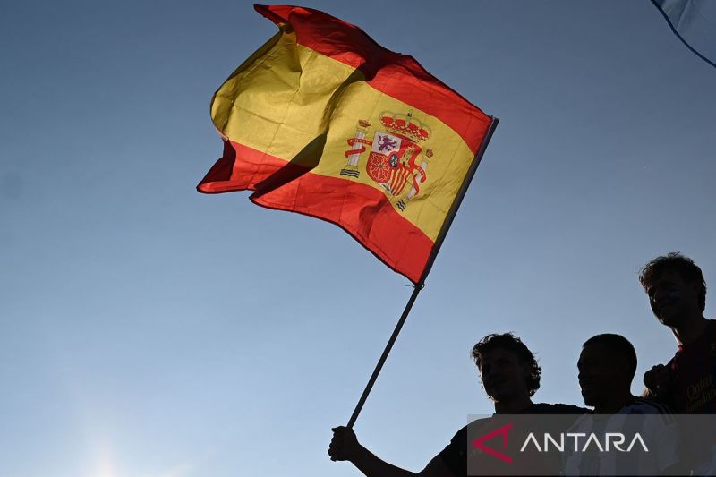 Ilustrasi - Bendera nasional Spanyol. Sumber foto: Antara Ilustrasi - Bendera nasional Spanyol. Sumber foto: Antara
