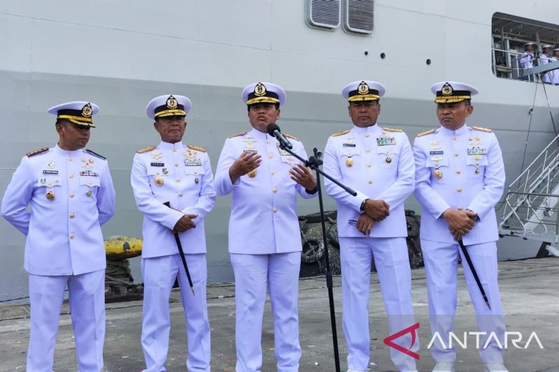 Indonesian Navy Chief of Staff Admiral Muhammad Ali speaks to reporters after attending the ceremony to inaugurate the name of the KRI Sriwijaya at Tanjung Priok Port, North Jakarta, Thursday (Sept. 24, 2026). Photo source: Antara News Agency