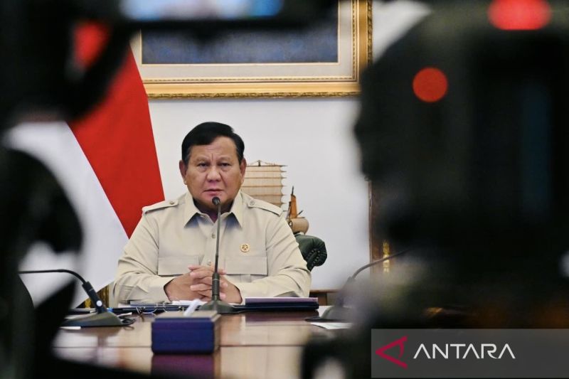 Presiden Prabowo Subianto memimpin rapat terbatas membahas penanganan dampak bencana gempa di NTT, karhutla, dan dampak erupsi Gunung Anak Krakatau di Istana Merdeka, Jakarta, Senin (7/9/2026). Sumber foto: Antara Presiden Prabowo Subianto memimpin rapat terbatas membahas penanganan dampak bencana gempa di NTT, karhutla, dan dampak erupsi Gunung Anak Krakatau di Istana Merdeka, Jakarta, Senin (7/9/2026). Sumber foto: Antara