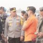Kapolda Kalimantan Selatan Irjen Pol Rosyanto Yudha Hermawan berada di dermaga Pelabuhan Trisakti Banjarmasin saat proses evakuasi korban Kapal Virgo Transport 8, Minggu malam (13/9/2026). Sumber foto: Antara
