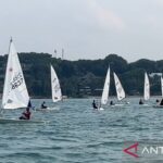 Lomba layar yang berlangsung di Nongsa Point Marina dalam rangka HUT ke-81 TNI yang diselenggarakan oleh Kodaeral IV TNI AL di Batam, Kepri, Jumat (18/9/2026).Sumber foto: Antara