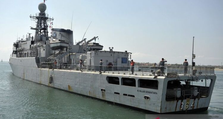 Eks KRI Ki Hajar Dewantara-364. Sumber foto: Antara
