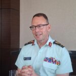 Perwakilan Militer Senior untuk Indo-Pasifik (Senior Military Representative for the Indo-Pacific/SMR-IP) dari Kanada, Letnan Jenderal Derek Macaulay, bertemu dengan media dalam acara media roundtable di Jakarta, Rabu (23/9/2026). Sumber foto: Antara