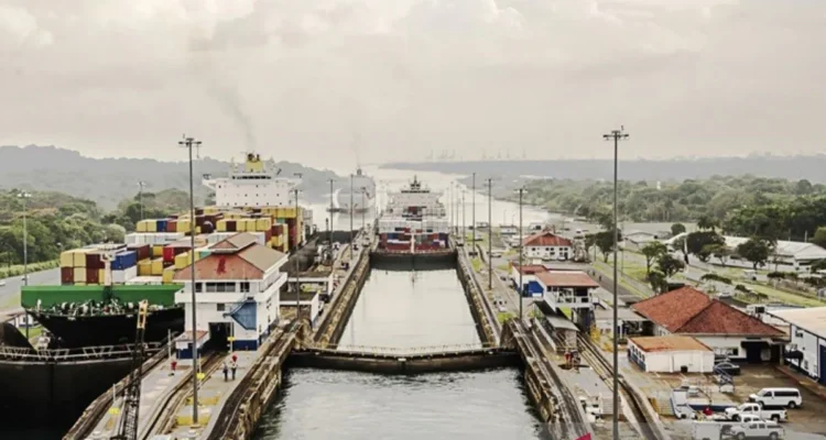 Terusan Panama. Sumber foto: Antara