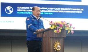 Direktur Utama PT PAL Indonesia Kaharuddin Djenod dalam Seminar Nasional HUT Paguyuban Hiu Kencana bersama SESKOAL di Surabaya, Jawa Timur. Sumber foto: Antara