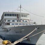 Kapal perpustakaan MV Doulos Hope yang sandar di Dermaga Terminal IKT, Tanjung Priok. Sumber foto: Indomaritim.com/Hes