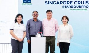 Pengelola Pelabuhan Singapore Cruise Centre Pte Ltd (SCC): Jacqueline Tan (Executive Officer SCC) bersama Murali Pillai (Senior Minister of State, Ministry of Transport Singapore), Loh Lik Peng (Chairman SCC), dan Amy NG (Board of Member SCC). Sumber foto: Sqiva