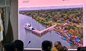 Seminar hasil studi perencanaan pembangunan pelabuhan di Kampung Kapiraya, Distrik Mimika Barat Tengah dan Kampung Otakwa, Distrik Mimika Timur Jauh di Kantor Dinas Perhubungan Mimika, Jumat (11/9/2026). Sumber foto: Antara Seminar hasil studi perencanaan pembangunan pelabuhan di Kampung Kapiraya, Distrik Mimika Barat Tengah dan Kampung Otakwa, Distrik Mimika Timur Jauh di Kantor Dinas Perhubungan Mimika, Jumat (11/9/2026). Sumber foto: Antara