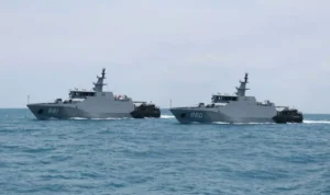 Ilustrasi - Kapal perang RI, KRI Lepu-861. Sumber foto: Antara