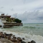 Ilustrasi - Kondisi perairan di pesisir Kota Kupang, Pulau Timor, NTT. Sumber foto: Antara