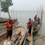 Tim SAR gabungan saat hendak melakukan pencarian terhadap ABK KM Jaya AJJ 02 yang jatuh di laut Arafura, Kabupaten Merauke. Sumber foto: Antara