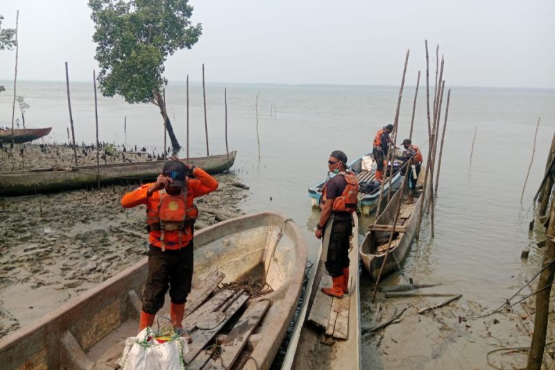 Tim SAR gabungan saat hendak melakukan pencarian terhadap ABK KM Jaya AJJ 02 yang jatuh di laut Arafura, Kabupaten Merauke. Sumber foto: Antara