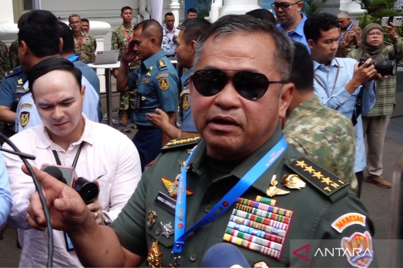 Kepala Staf Angkatan Darat (KSAD) Jenderal TNI Maruli Simanjuntak ditemui di Kompleks Istana Kepresidenan, Jakarta, Rabu (7/10/2026). Sumber foto: Antara Kepala Staf Angkatan Darat (KSAD) Jenderal TNI Maruli Simanjuntak ditemui di Kompleks Istana Kepresidenan, Jakarta, Rabu (7/10/2026). Sumber foto: Antara