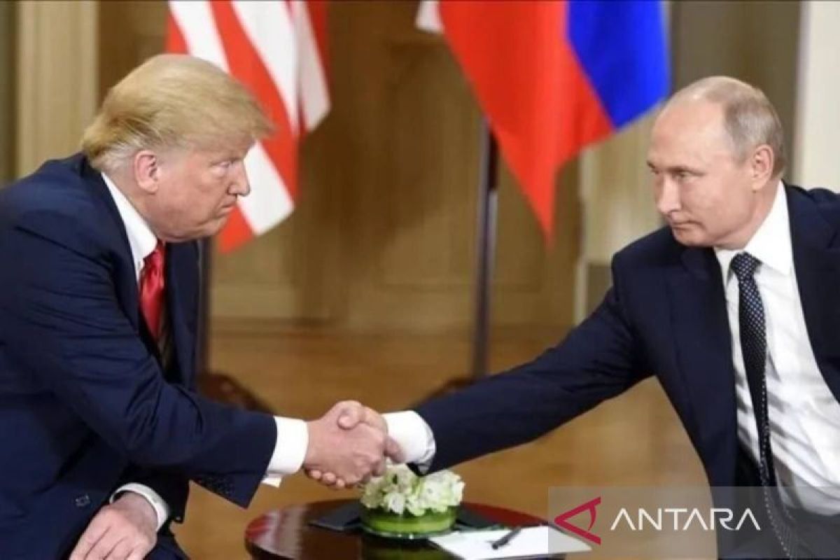 Presiden Trump dan Presiden Putin. Sumber foto: Antara Presiden Trump dan Presiden Putin. Sumber foto: Antara
