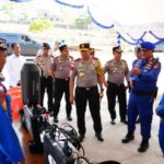 Kapolda NTT Irjen Pol. Reza Arief Dewanto berkunjung ke Polairud Polda NTT. Sumber foto: Antara