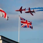 Ilustrasi - Bendera Inggris dan pesawat tempur negeri itu. Sumber foto: Indomaritim.com/Ist