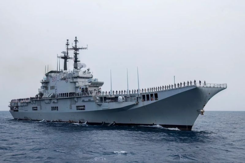 Arsip - Kapal induk ITS Giuseppe Garibaldi. Sumber foto: Antara