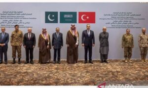 Pakta Pertahanan Makkah ditandatangani 7 Agustus 2026 oleh Arab Saudi, Pakistan, dan Turkiye. Sumber foto: Antara Pakta Pertahanan Makkah ditandatangani 7 Agustus 2026 oleh Arab Saudi, Pakistan, dan Turkiye. Sumber foto: Antara