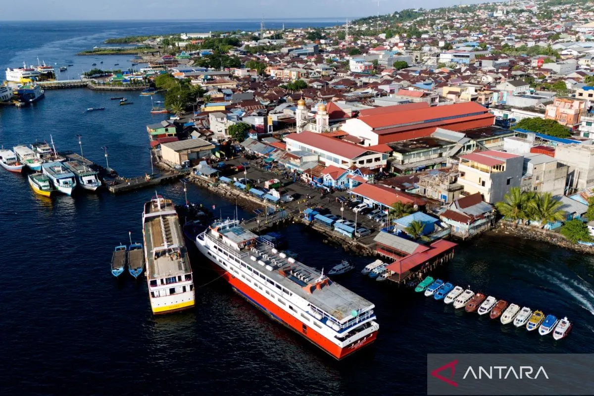 Pelabuhan penyeberangan Bastion di Ternate, Maluku Utara. Sumber foto: Antara