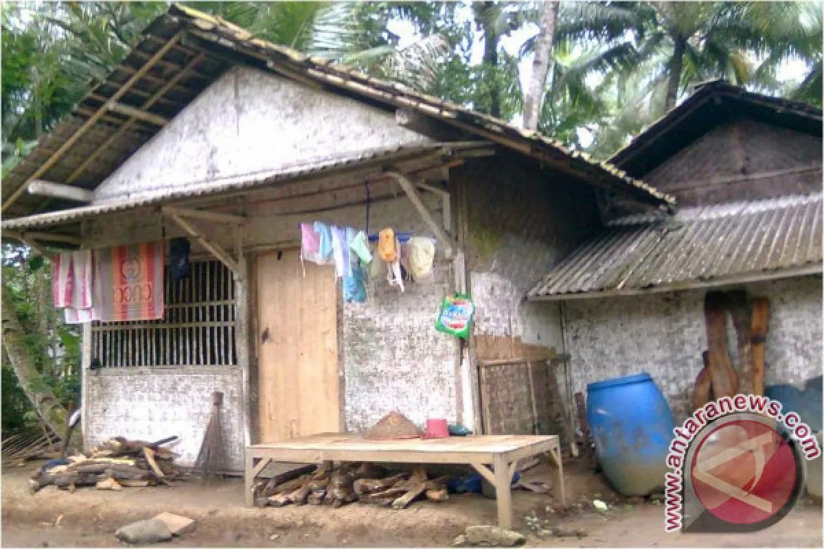 Ilustrasi - Rumah tidak layak huni. Sumber foto: Antara Ilustrasi - Rumah tidak layak huni. Sumber foto: Antara